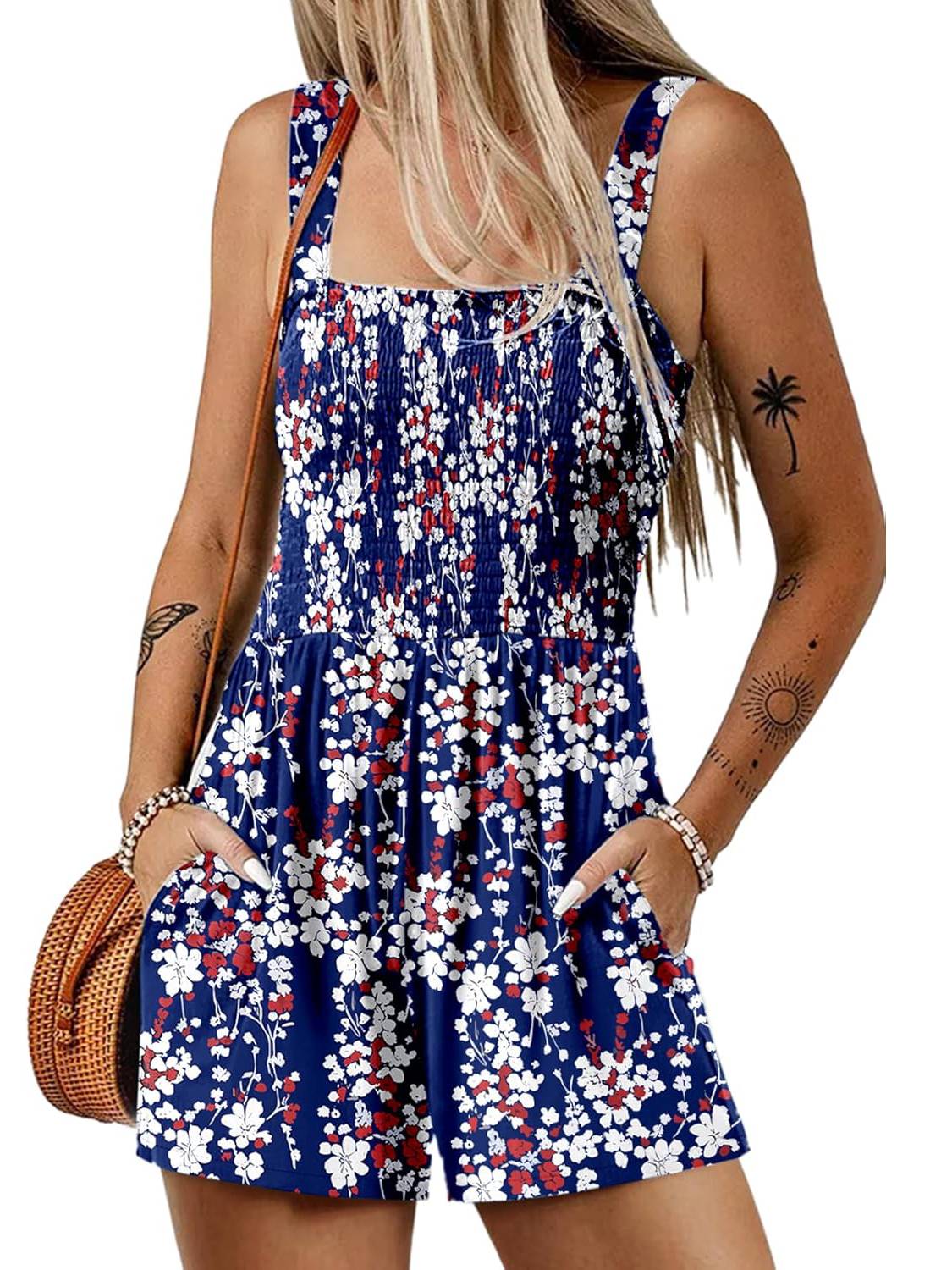 💃Women's Summer Square Neck Sleeveless Loose Casual Short Smocked Romper✨