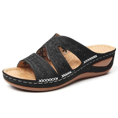 High-quality Orthopaedic Slip-on Sandals With A Thick Platform