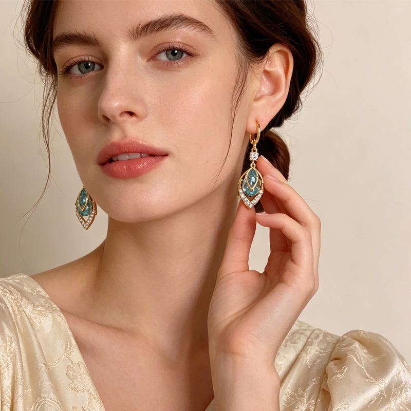 💎✨ Sky Blue Drop Hoop Earrings – Art-Deco, Rhinestone, Elegant 🌌